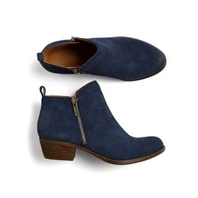 Fashionable women's ankle boots with a practical side zip & elegant block heel, ideal for casual workwear.