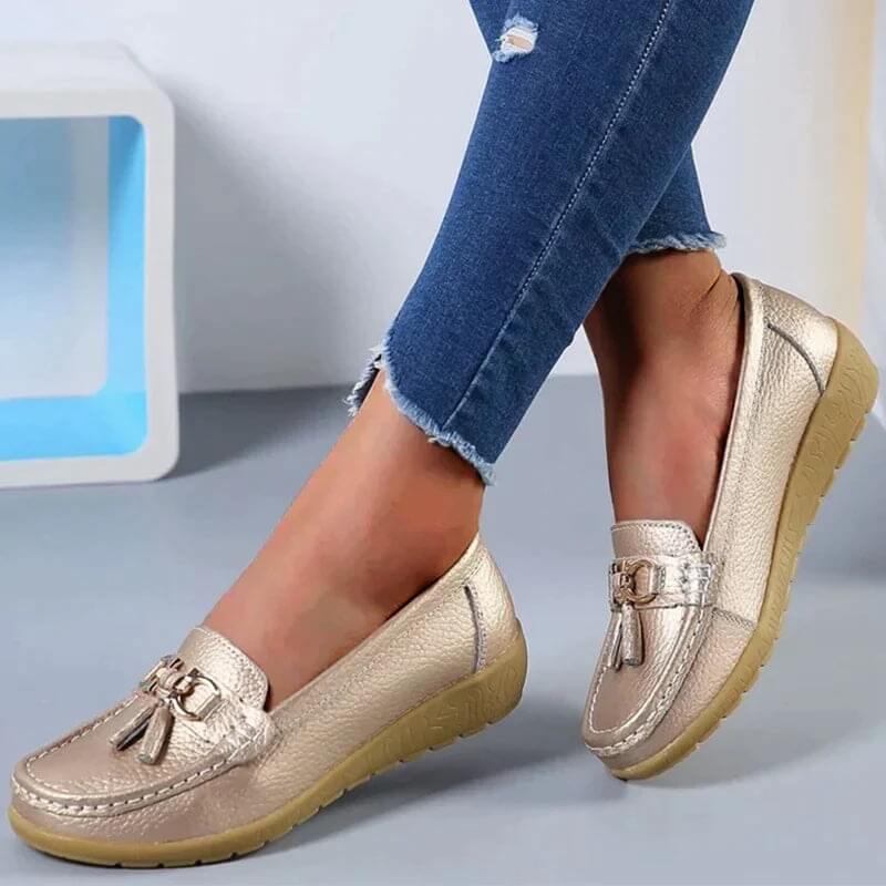 Casual women's orthopedic loafers. Versatile slip-on flats, ideal for daily wear, walking, and comfortable support.
