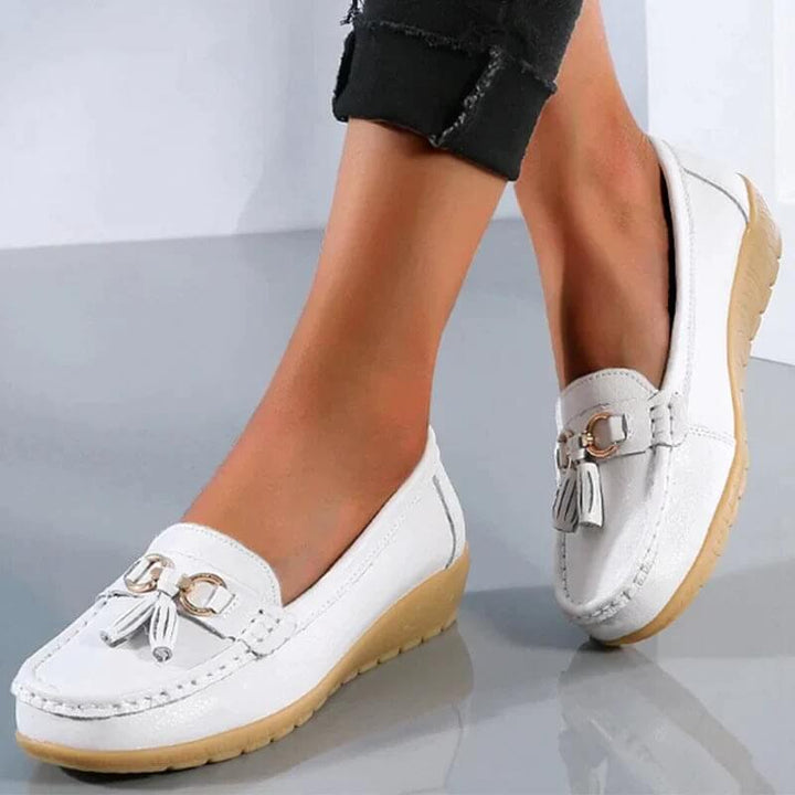 Stylish women's orthopedic comfort loafers. Slip-on flats designed for all-day wear & foot support.