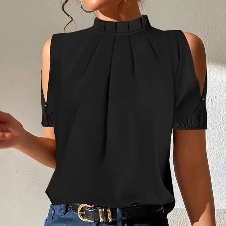 Stylish black women's pleated top, a comfortable and elegant casual blouse, ideal for versatile spring and summer apparel.