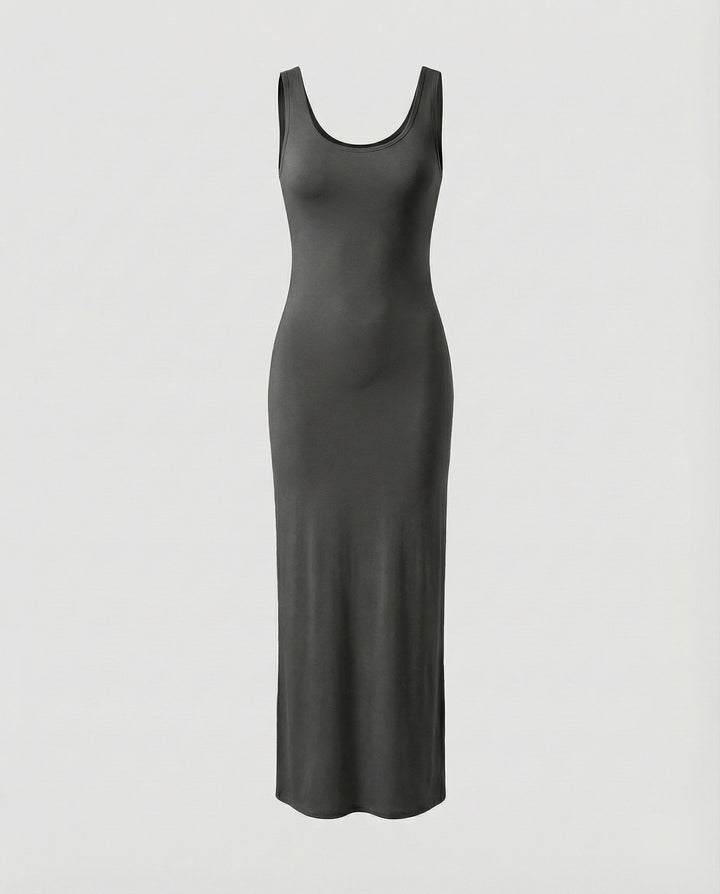 Must-have women's bodycon maxi dress, scoop neck & sleeveless design for ultimate comfort.