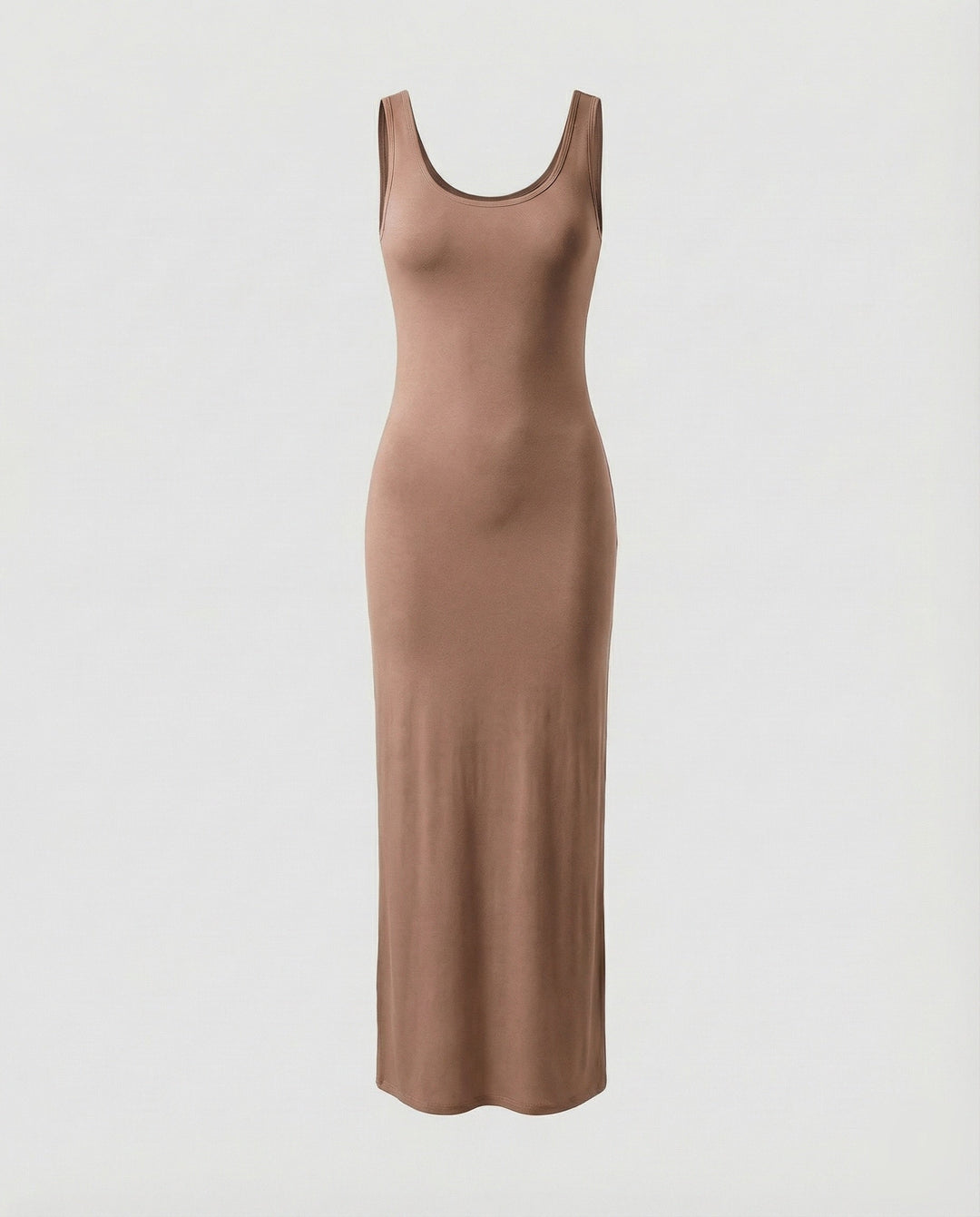 Effortlessly versatile women's scoop neck sleeveless bodycon maxi dress for any occasion.