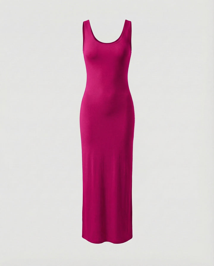 Elegant casual women's bodycon maxi dress, scoop neck & sleeveless for refined everyday style.