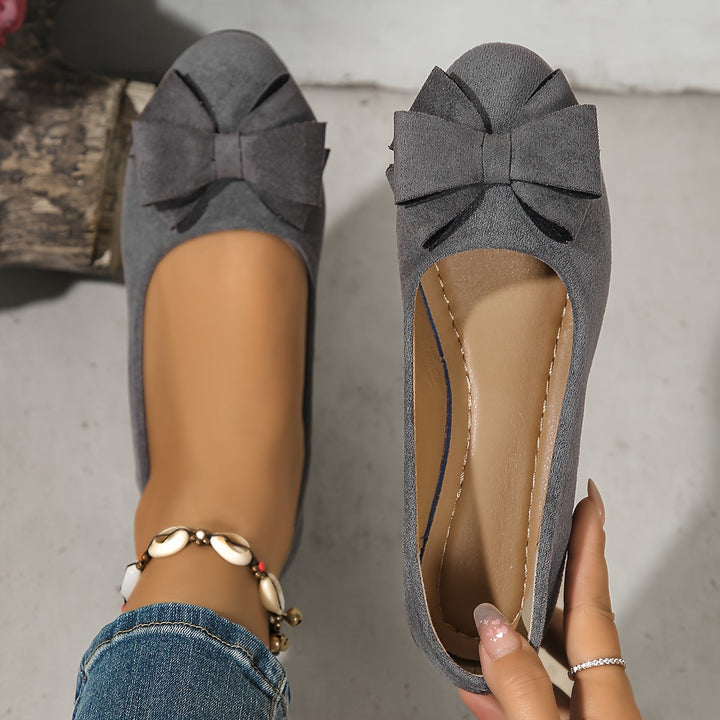 Feminine women's wedge ballet flats, everyday wear, charming bow.