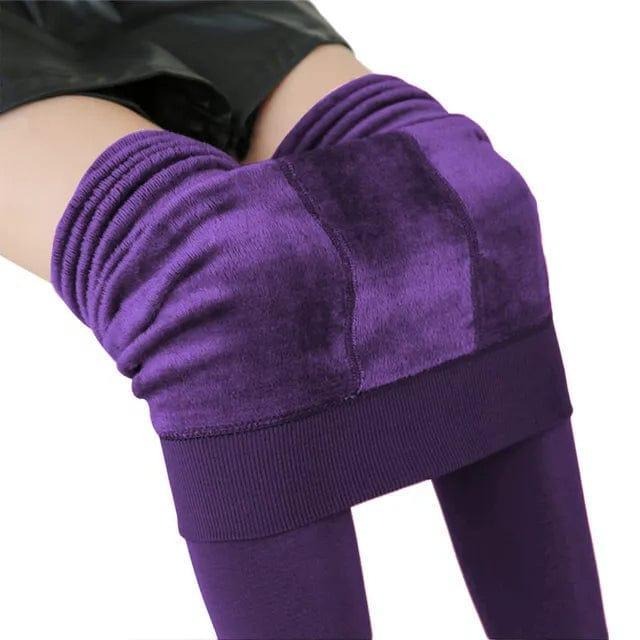 High-waist, thermal lined winter leggings for women, providing cozy warmth and stretchy comfort in cold weather.