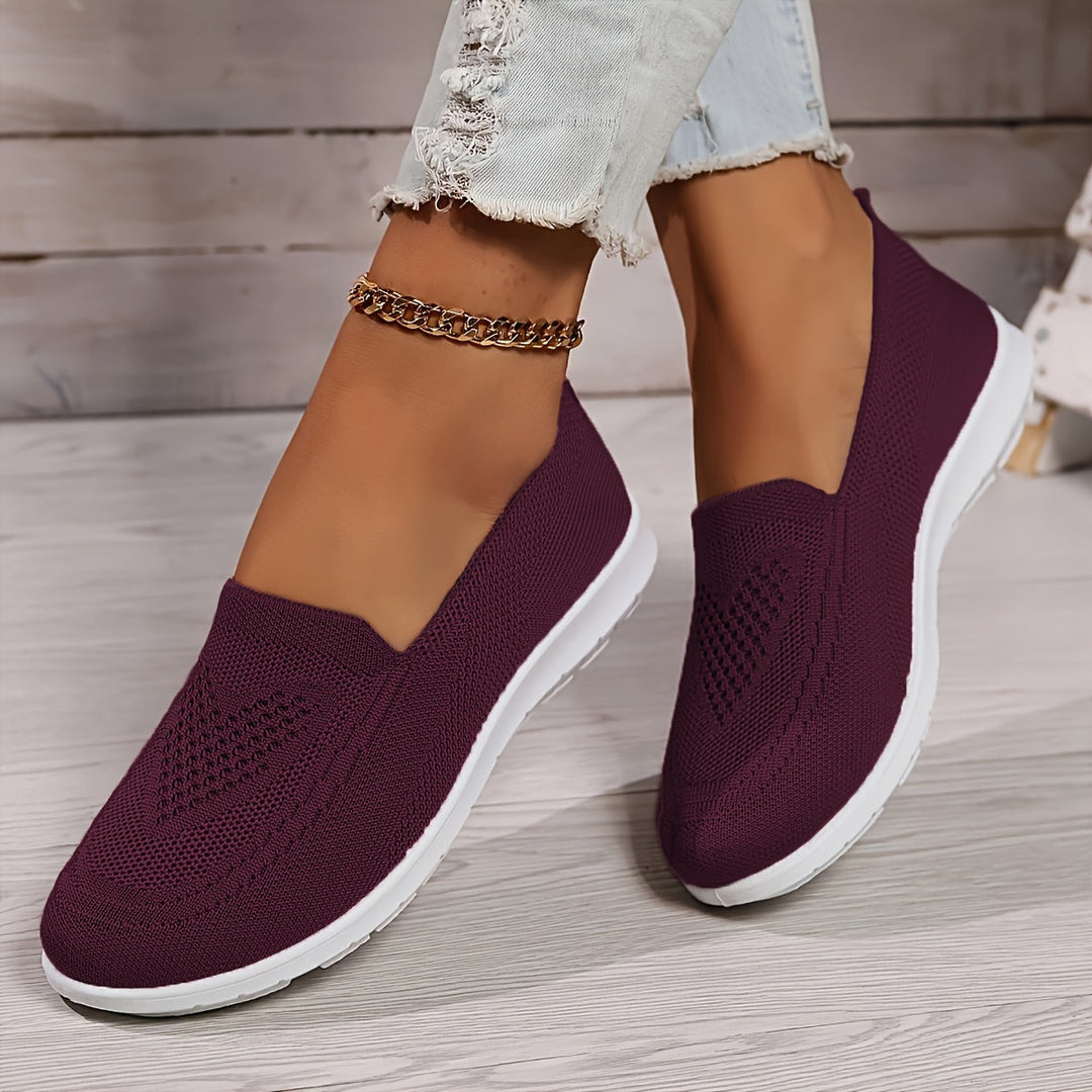 Everyday women's breathable flatform loafers, easy slip-on design for spring comfort.