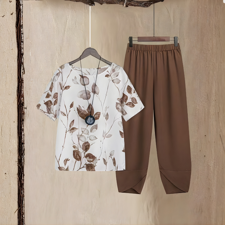 Women's brown two-piece summer set with a relaxed fit. Comfortable short-sleeve top and matching shorts, casual.