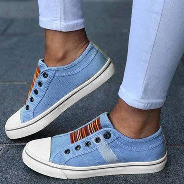 Comfortable women's trainers, ideal for daily wear & walking. Lightweight sporty chic sneakers for autumn fashion.