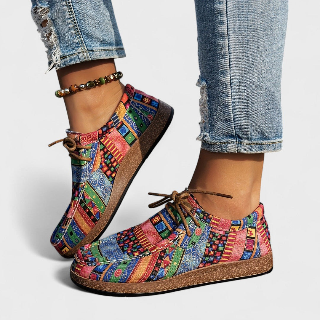 Comfortable women's casual sneakers. Extra wide heel & adjustable fit for daily wear and easy walking.