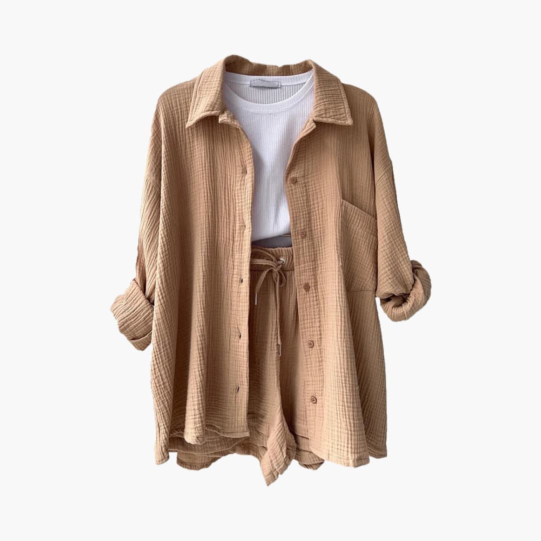 Relaxed fit matching set for women. Perfect for summer fashion.
