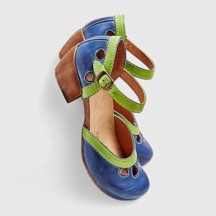 Adjustable women's casual walking sandals, breathable open-toe design for ultimate summer comfort.