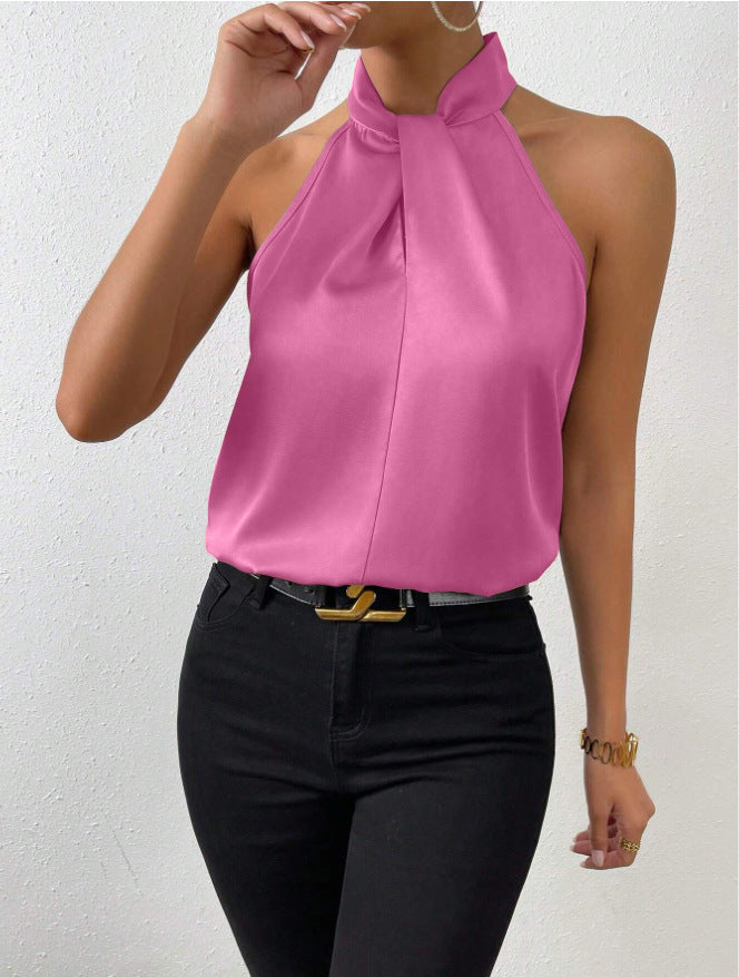 Women's casual sleeveless halter top, knot neck detail, offering everyday chic style.