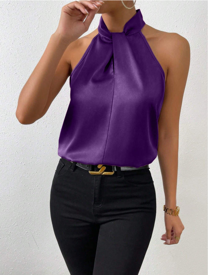 Elegant and versatile women's top, sleeveless knot neck halter, essential for summer fashion.