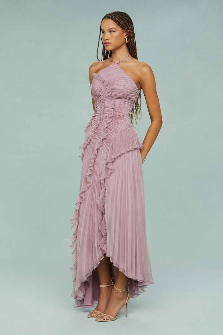 Chic women's halterneck maxi dress with ruffles, ideal for wedding guests and formal events.