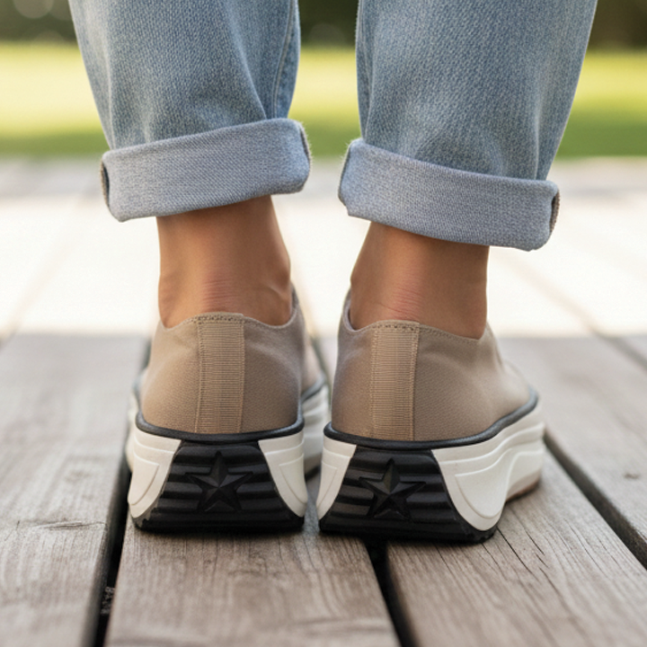 Trendy women's fashion sneakers, chunky platform sole, perfect for modern street style looks.
