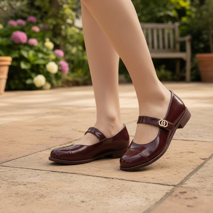 Versatile women's everyday Mary Jane flats, offering wide toe box comfort & excellent arch support.