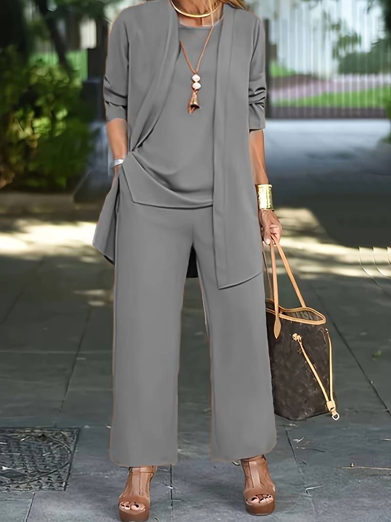 Women's casual 3 piece set: long sleeve top, round neck, & wide leg pants. A comfy coordinated outfit for any season.