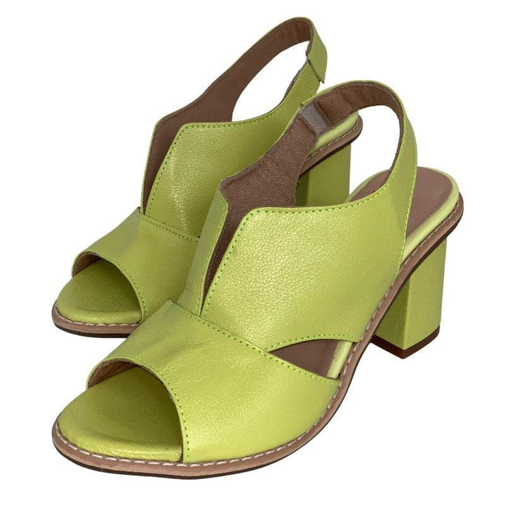 Everyday women's block heel sandals, ideal for comfortable workwear or elegant evening events.