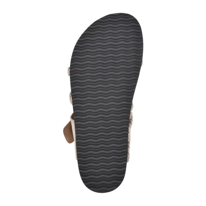 Open-toe women's braided strap sandals with an adjustable buckle, offering a secure and comfortable fit.