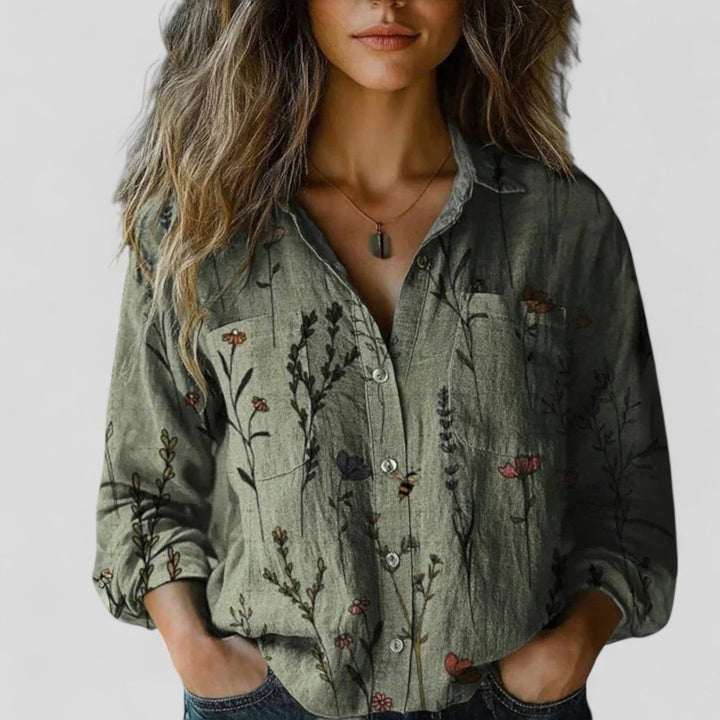 Fashionable gradient women's blouse. Soft, comfortable long-sleeve top for a versatile and stylish everyday look.