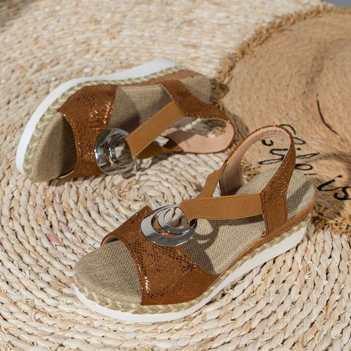 Experience all-day relief with these comfortable women's orthopedic sandals, featuring excellent arch support.