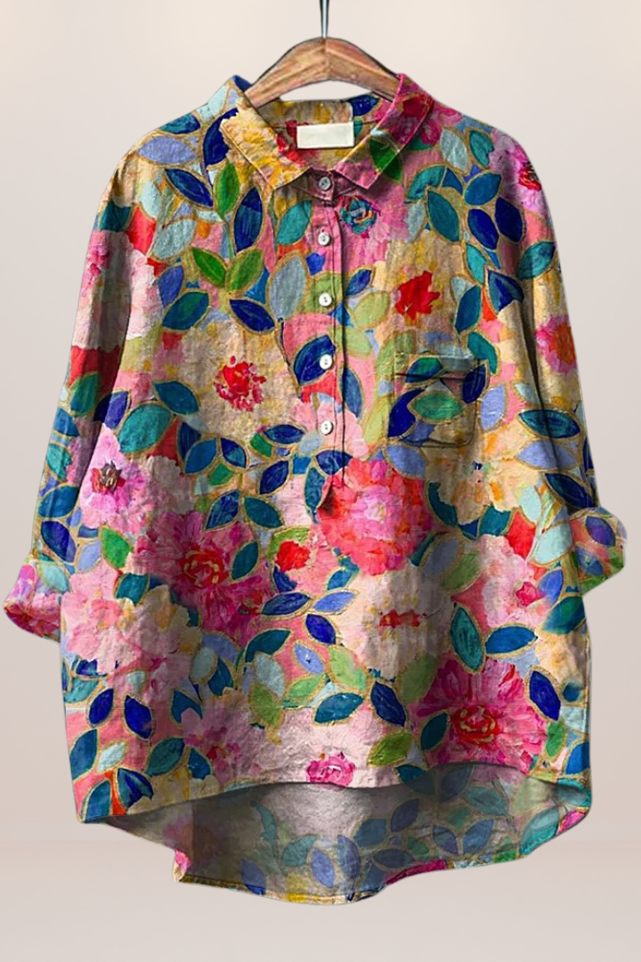 Expressive patterned blouse for women, comfortable fit, perfect for stylish everyday fashion.