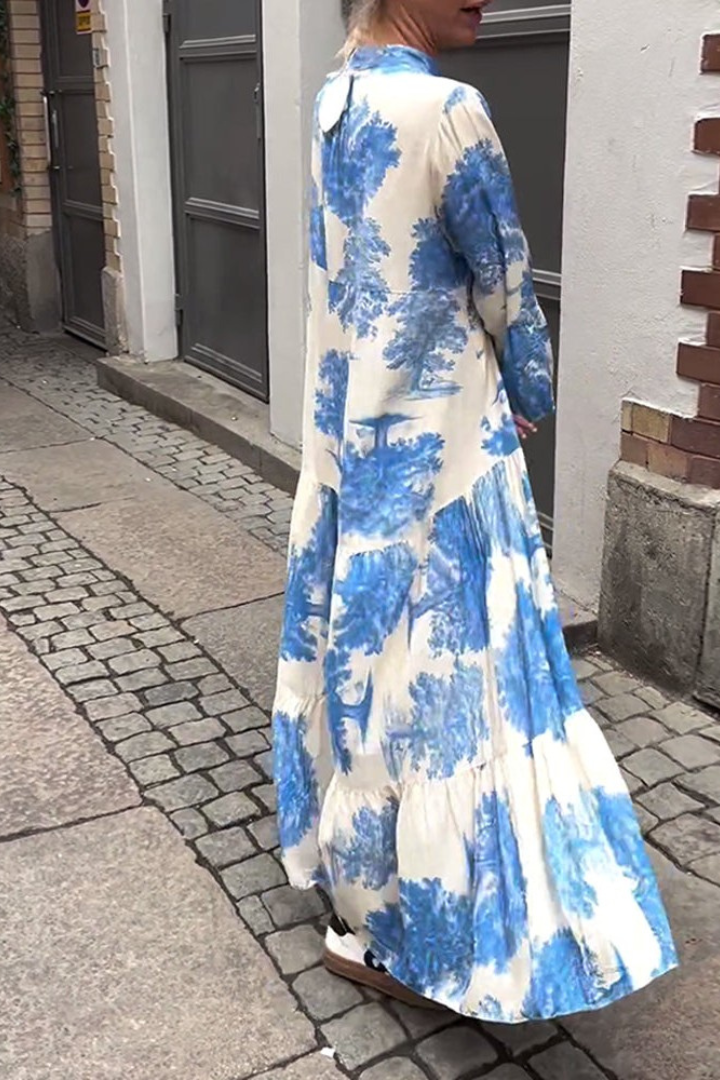 Comfortable women's maxi dress, relaxed fit, effortless style for versatile spring & summer wear.