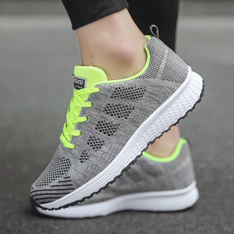 Women's casual comfort sneakers, perfect for daily errands, with foot pain-relieving arch support.