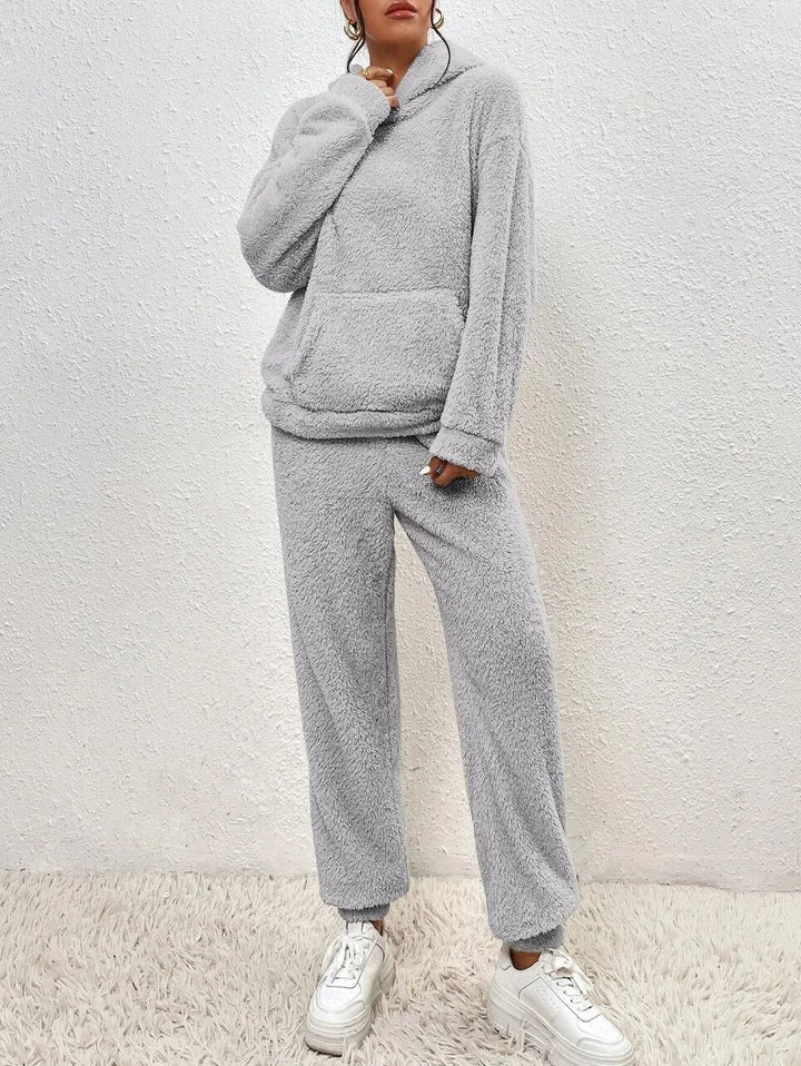 Back detail of women's comfortable plush hooded loungewear set, ideal for relaxed winter days.