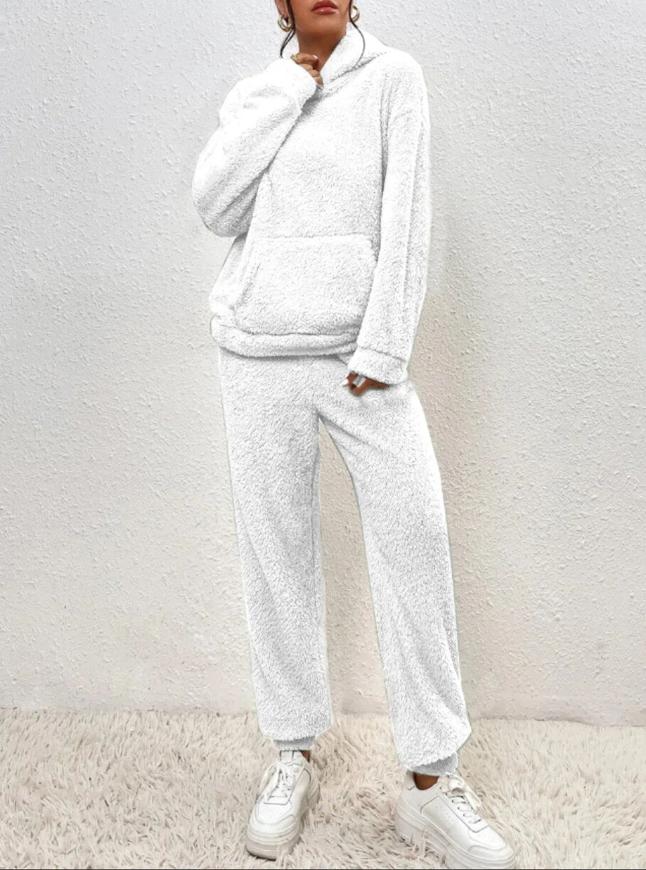 Luxuriously soft women's plush loungewear set, offering ultimate comfort and cozy relaxation at home.