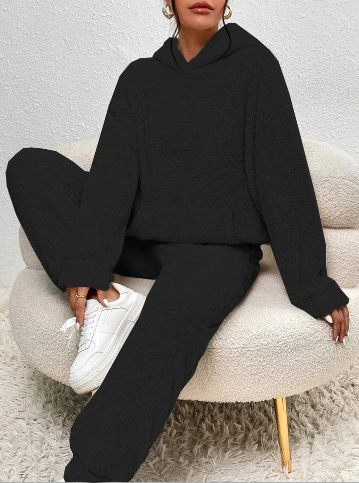 New women's cozy plush hooded loungewear set, a comfortable and stylish two-piece outfit for home.