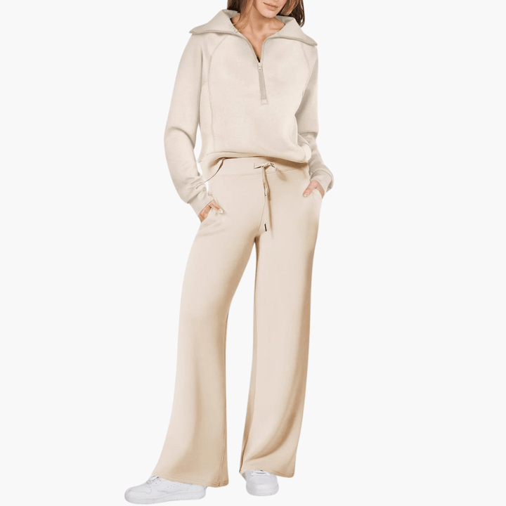 Women's cozy zip-up hoodie & wide-leg lounge set. Perfect for comfort, casual wear, and relaxed home outfits.