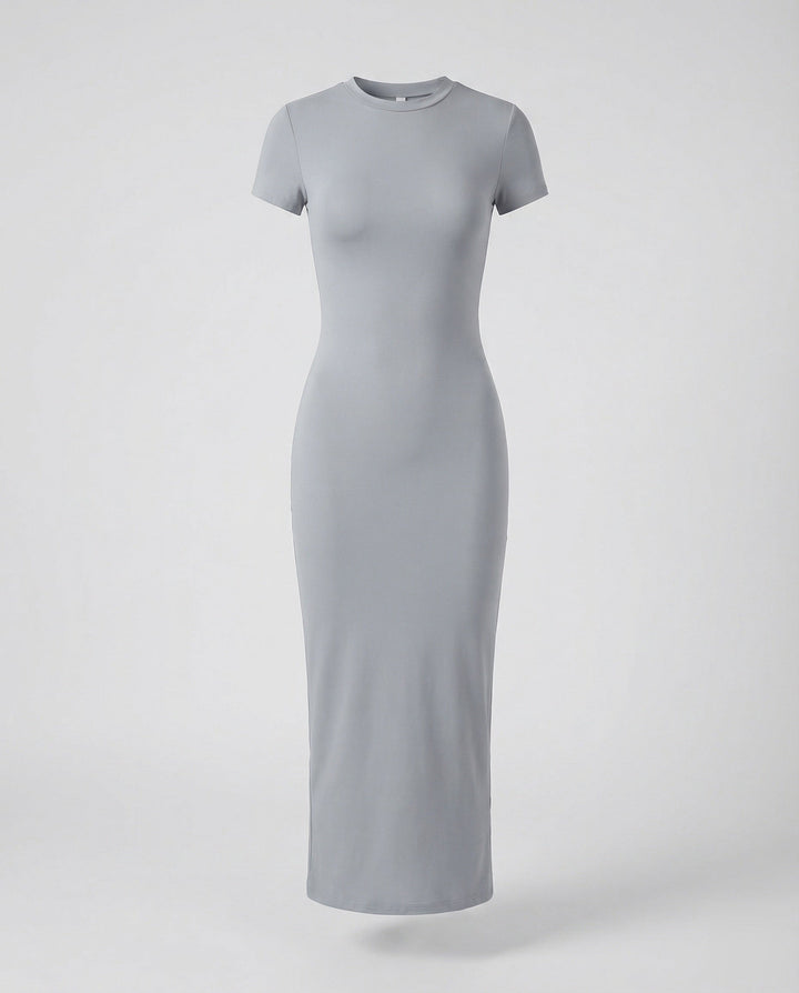 Elegant women's crew neck short sleeve bodycon maxi dress, a fitted silhouette for a sleek style.