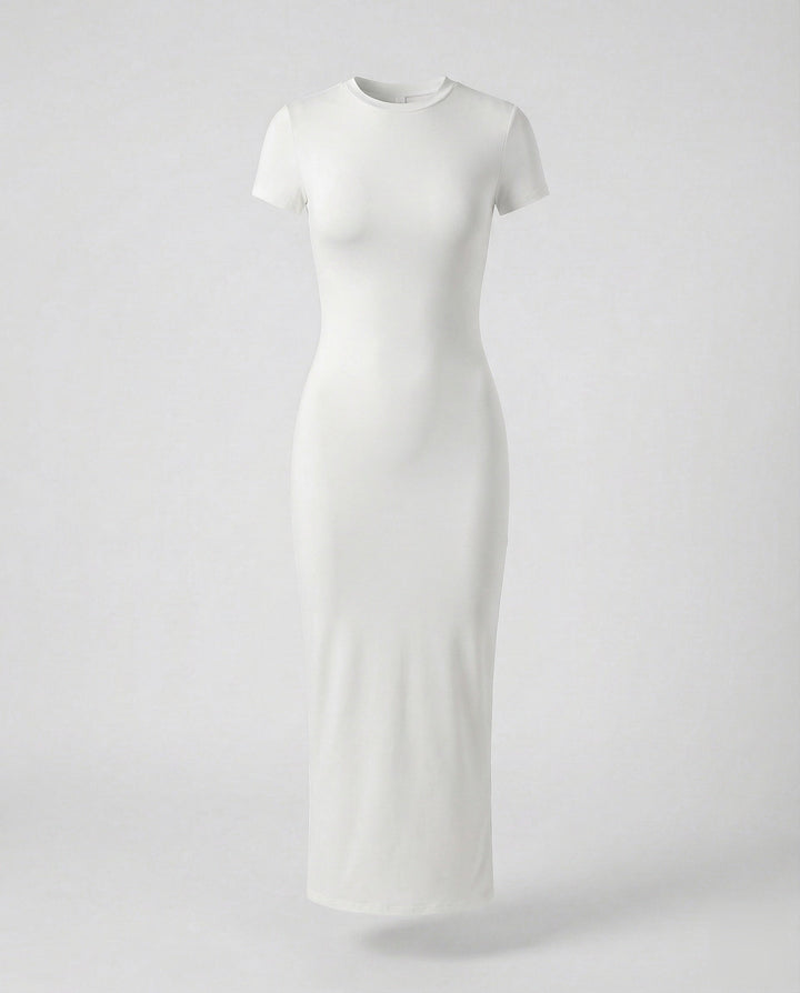Casual chic women's bodycon maxi dress, fitted with short sleeves & crew neck for effortless summer style.
