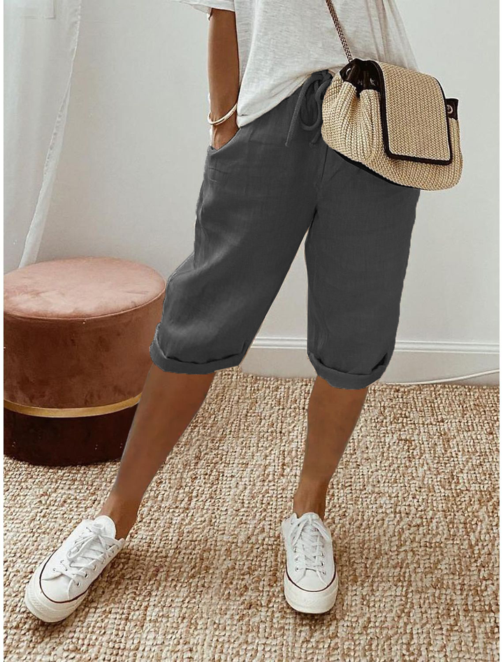 Versatile women's pull-on straight leg shorts, cropped length. Ideal for everyday casual summer wear and fashion.