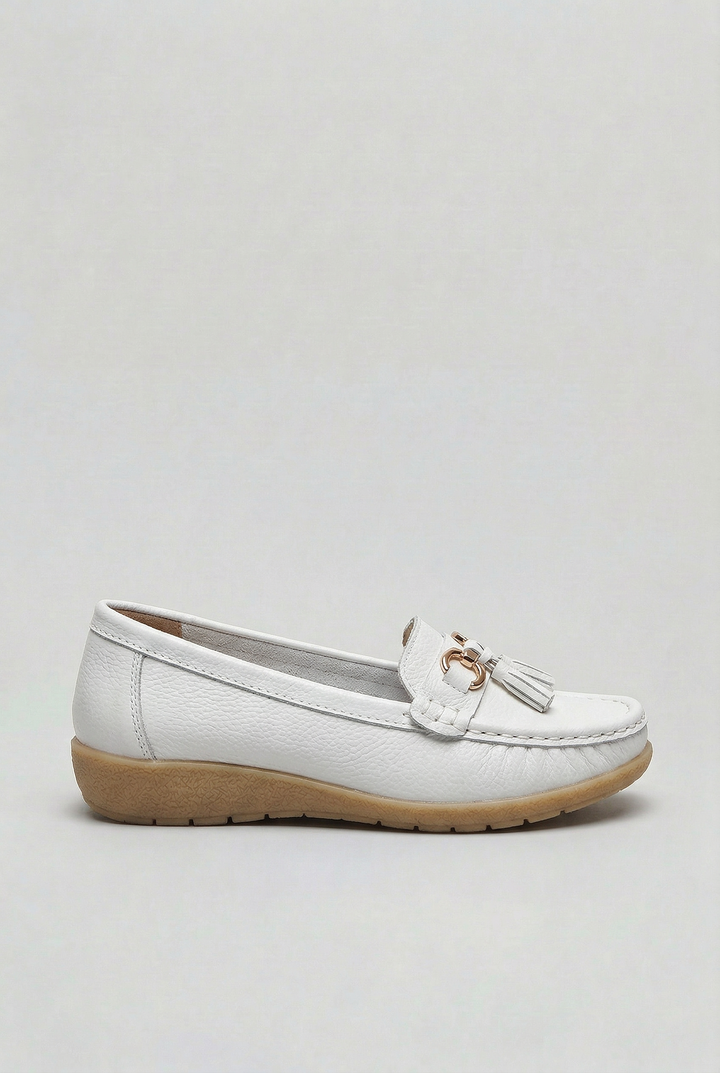 Women's versatile slip-on loafers. Cushioned for comfort, perfect everyday flat shoes for work or leisure.