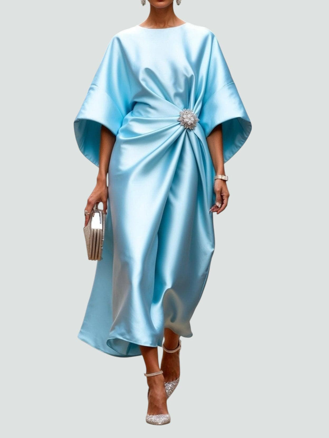 Comfortable women's casual midi dress with batwing sleeves and draped design, perfect for everyday style.