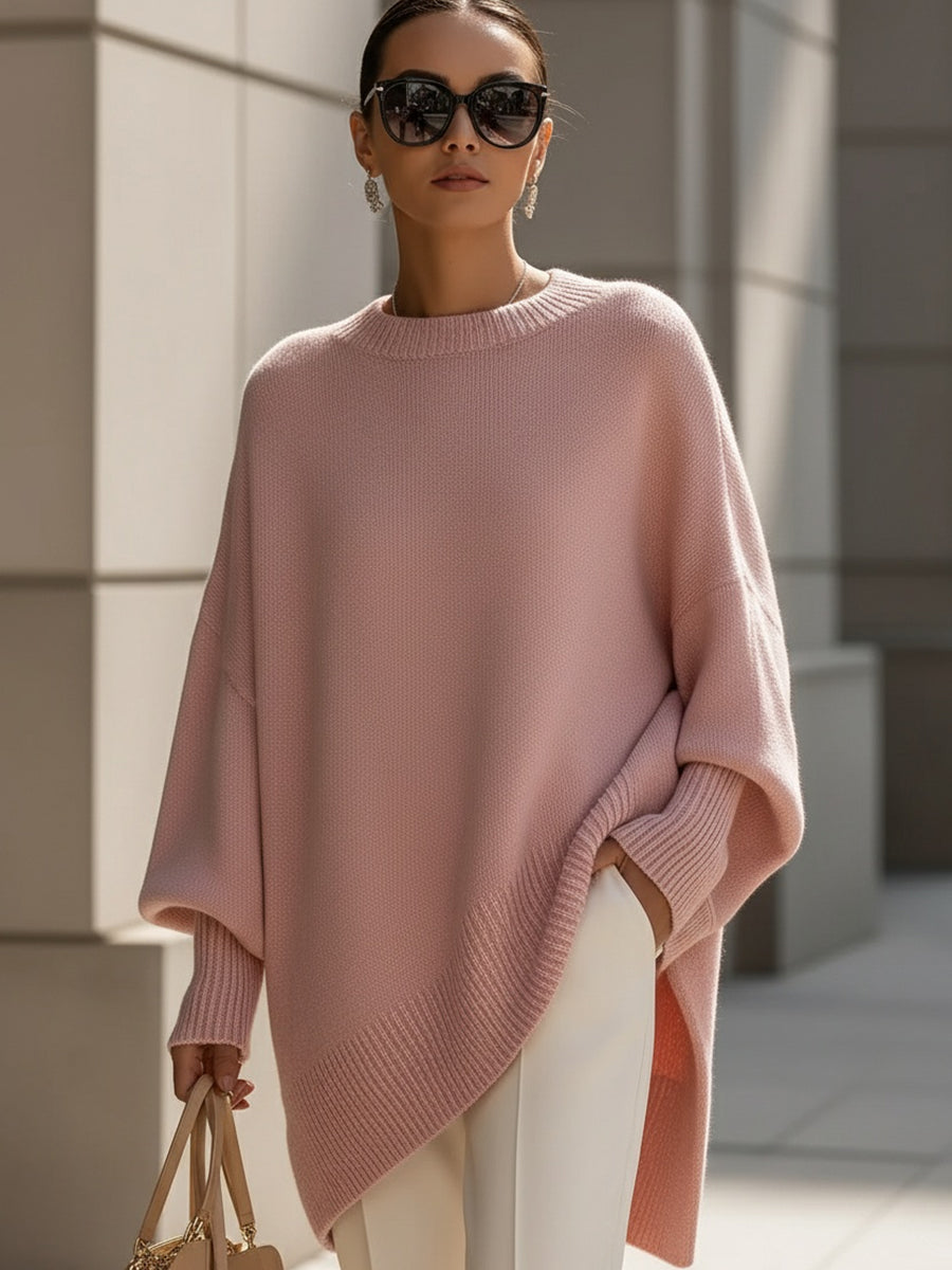 Soft, cozy women's oversized sweater, chic relaxed fit, stylish for everyday wear.