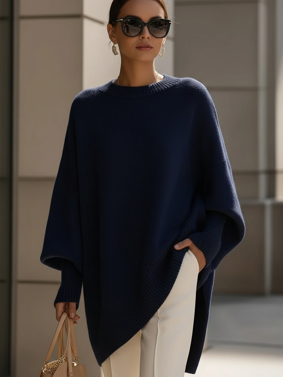 Versatile women's oversized sweater, chic & cozy, perfect for layering or relaxed everyday style.