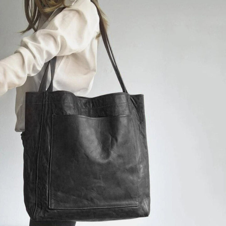 Spacious Women's Everyday Tote Bag. Chic design fashion handbag, perfect for versatile style & daily use.