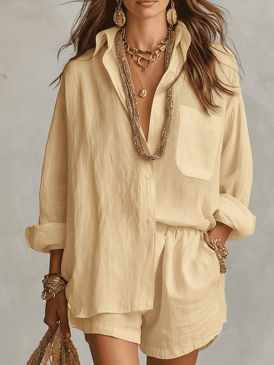 Relaxed fit women's short set, linen-look material, stylish two-piece for effortless summer outfits.
