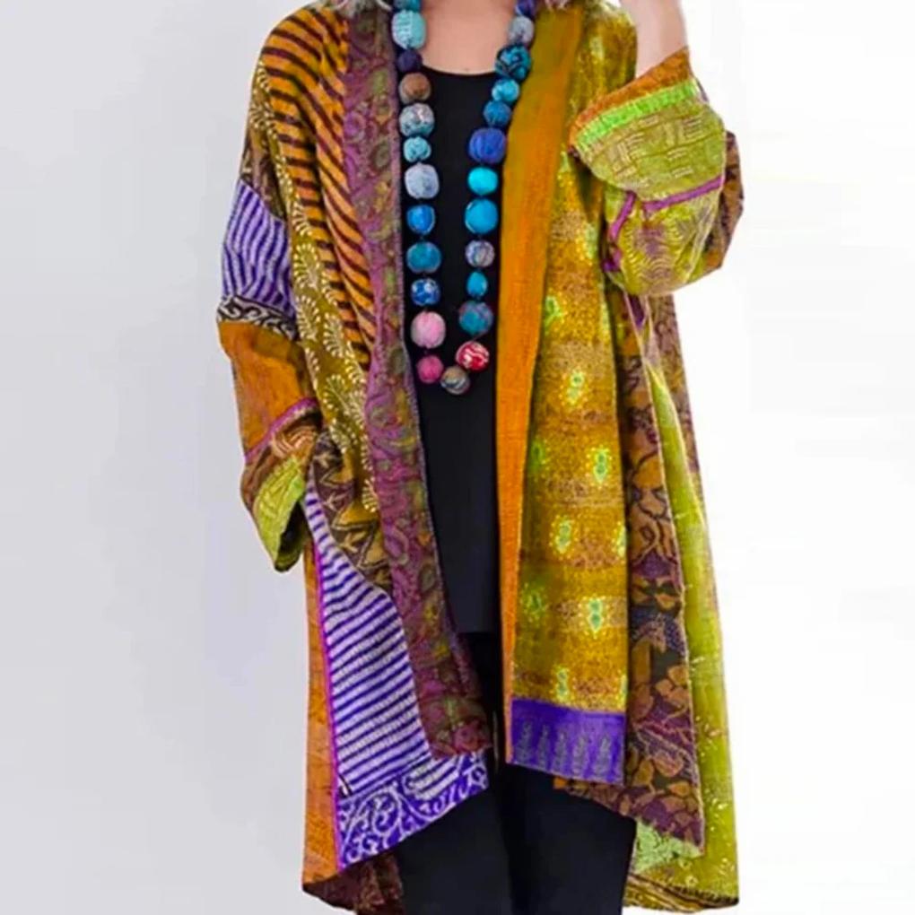 Casual yet elegant women's knit cardigan with an open front, perfect for comfortable everyday layering.
