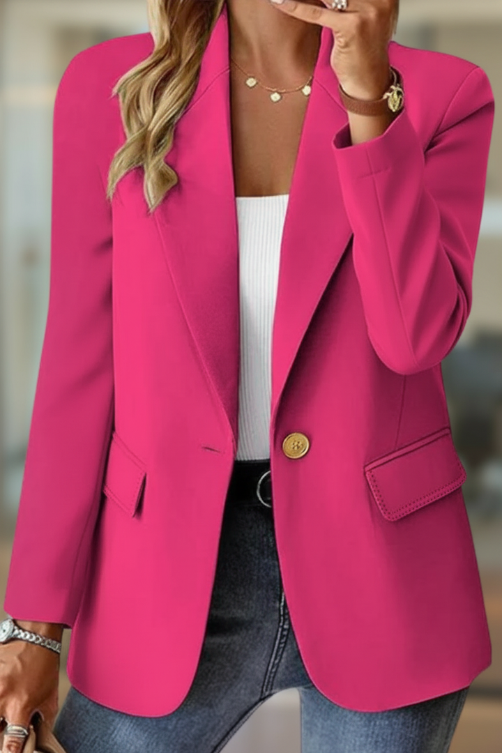 Women's lightweight tailored blazer with a relaxed fit, offering chic style and professional polish.