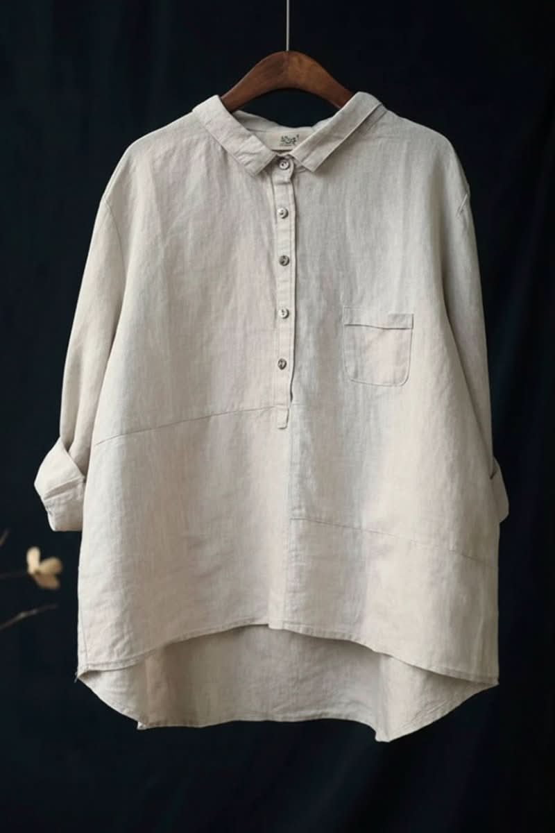 Casual women's pullover blouse with long sleeves, ideal for comfortable everyday wear.