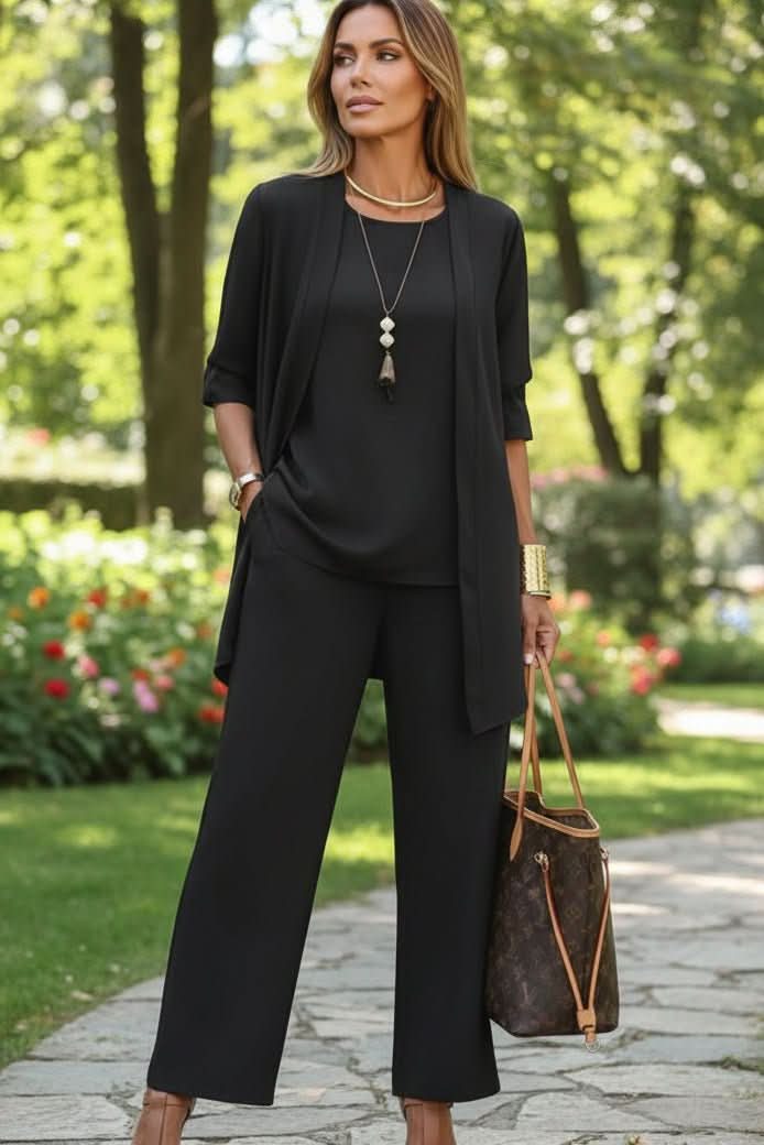 Chic women's summer loungewear set, ideal for relaxed resort wear, travel, or everyday casual comfort.