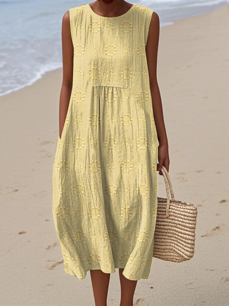 Versatile women's sleeveless midi dress with pockets, relaxed fit, comfortable for everyday casual summer wear.