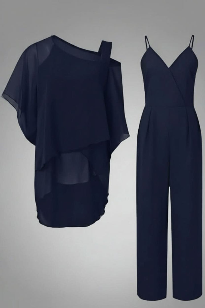 Soft women's 2-piece summer clothing set, a versatile and comfortable outfit for casual wear.