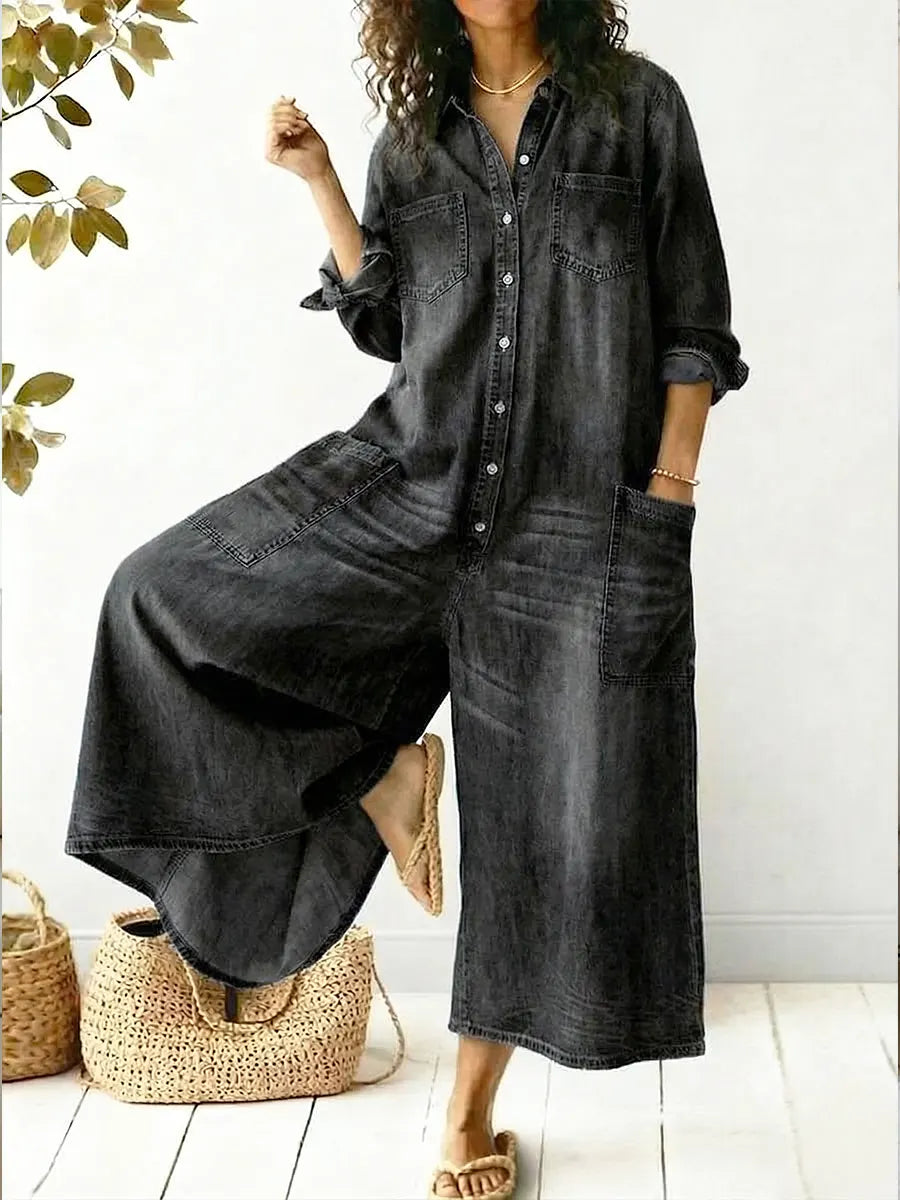 Stylish women's wide-leg button-up jumpsuit. Perfect for a relaxed fit, casual summer outfit or chic travel wear.