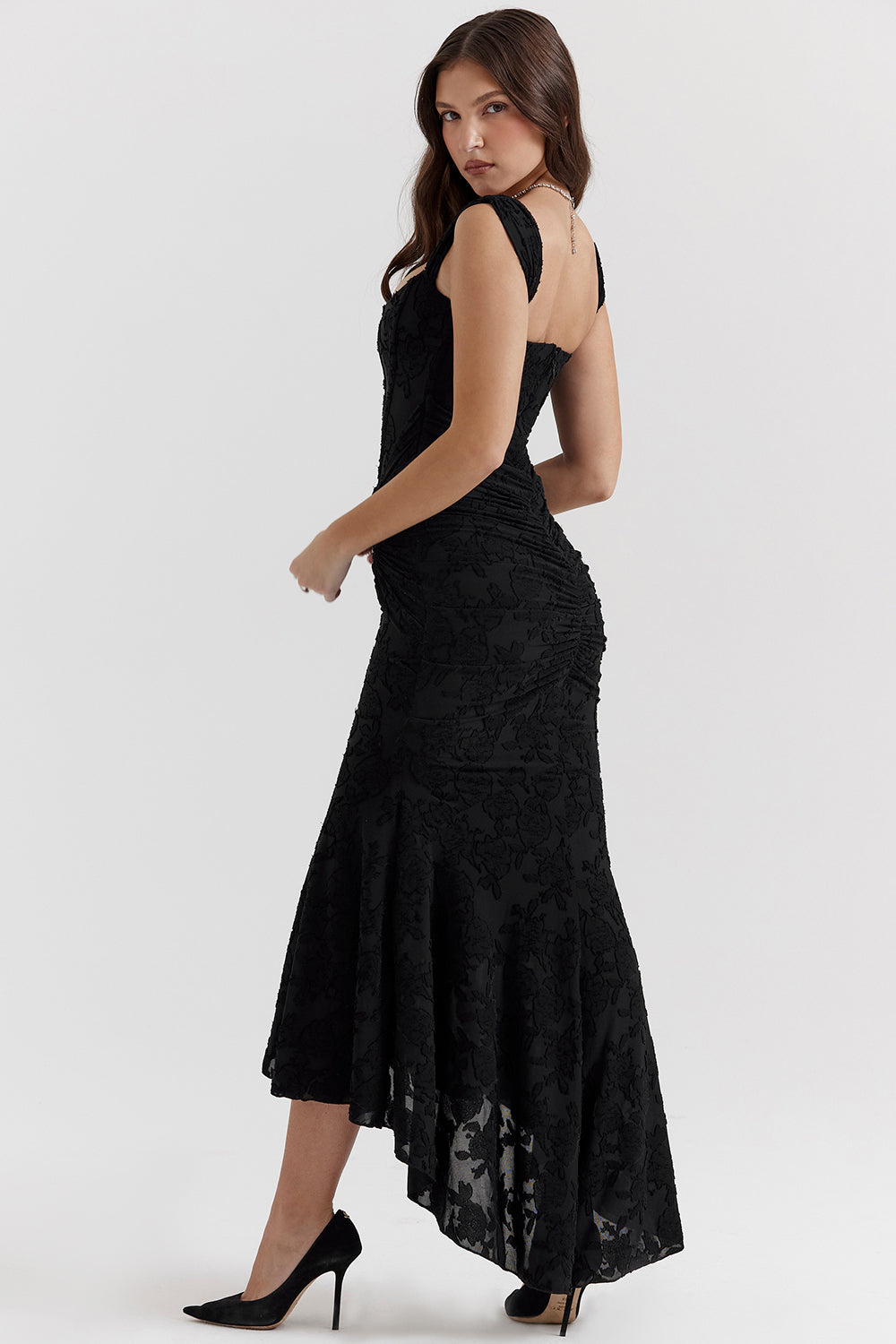 Chic women's corset bodycon homecoming dress, perfect as an evening gown or prom dress.