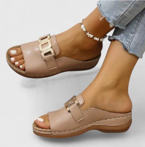 Orthopedic women's sandals, sophisticated comfort with arch support for summer footwear.